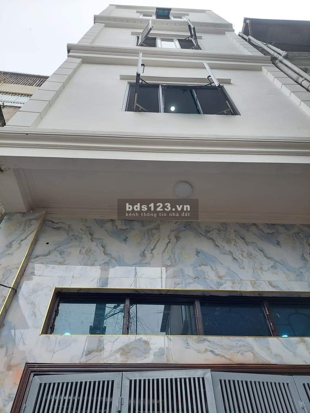 Chính chủ cần bán gấp nhà TT Đống Đa 35m2 5 tầng mt 6m, giá chỉ nhỉnh 3 tỷ