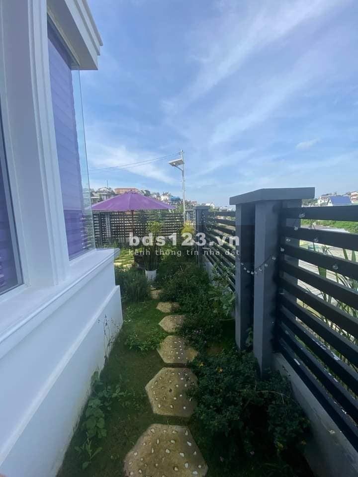 Cần bán gấp căn biệt thự nghỉ dưỡng tại thành phố Đà Lạt, giá 16.5 tỷ, giá tốt