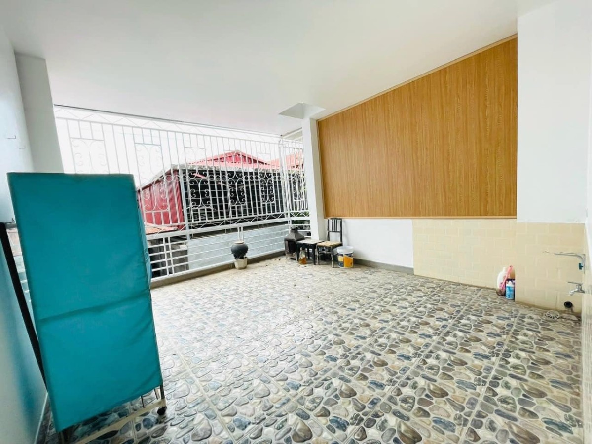 Siêu phẩm nhà riêng phố Đào Tấn DT 39m² x 5 tầng nhỉnh giá 5 tỷ đồng