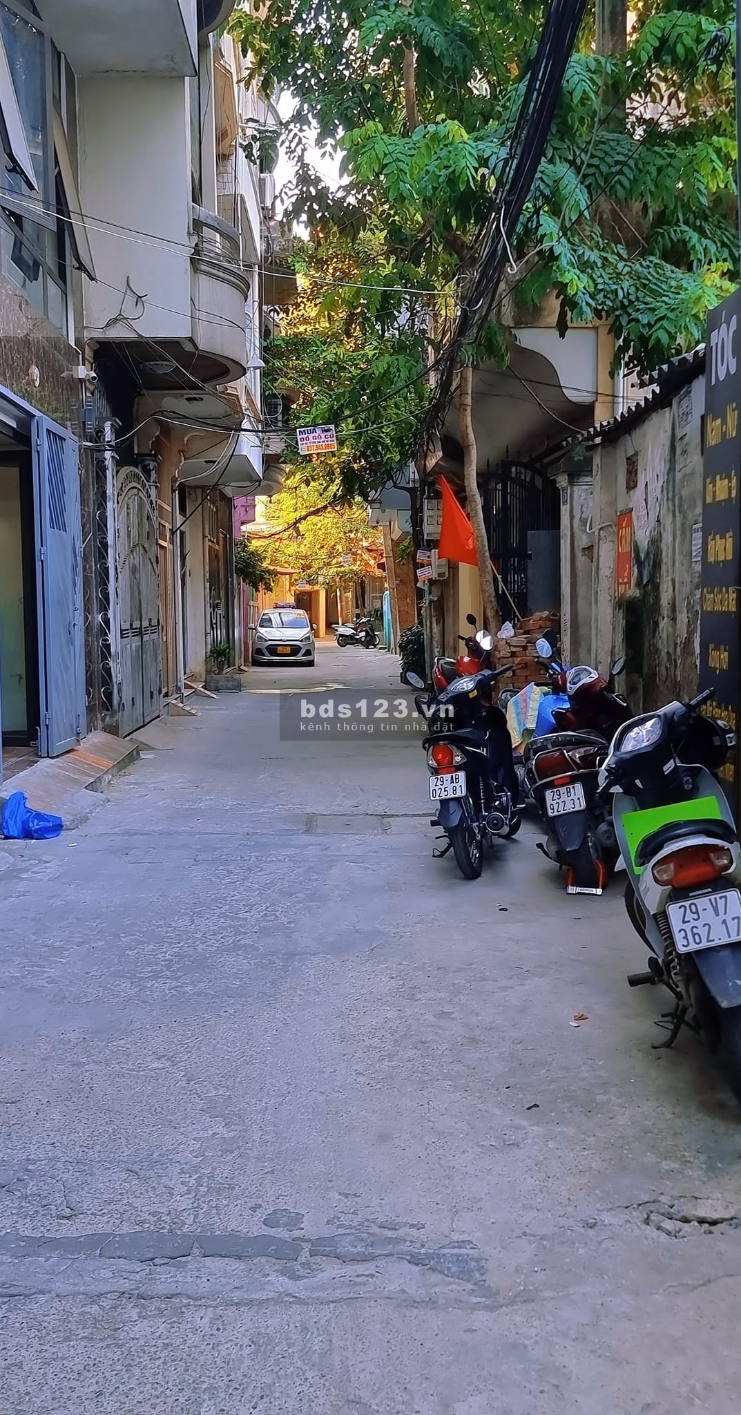 Bán nhà ngõ 639 Hoàng Hoa Thám DT 56m² mặt tiền 5,5m giá 5,5 tỷ