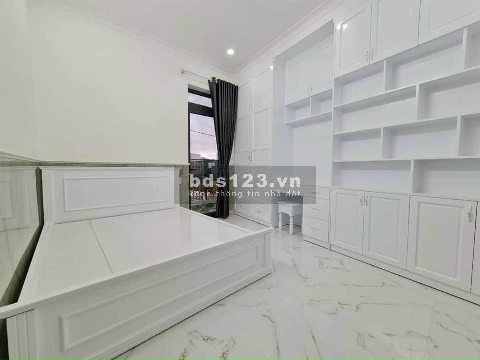 Bán nhà thiết kế như villa hẻm xe hơi 6m Huỳnh Tấn Phát Nhà Bè