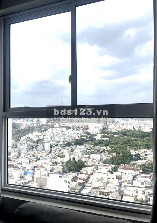 Chính chủ bán căn hộ 69m2 Galaxy 9 tầng 18 Quận 4