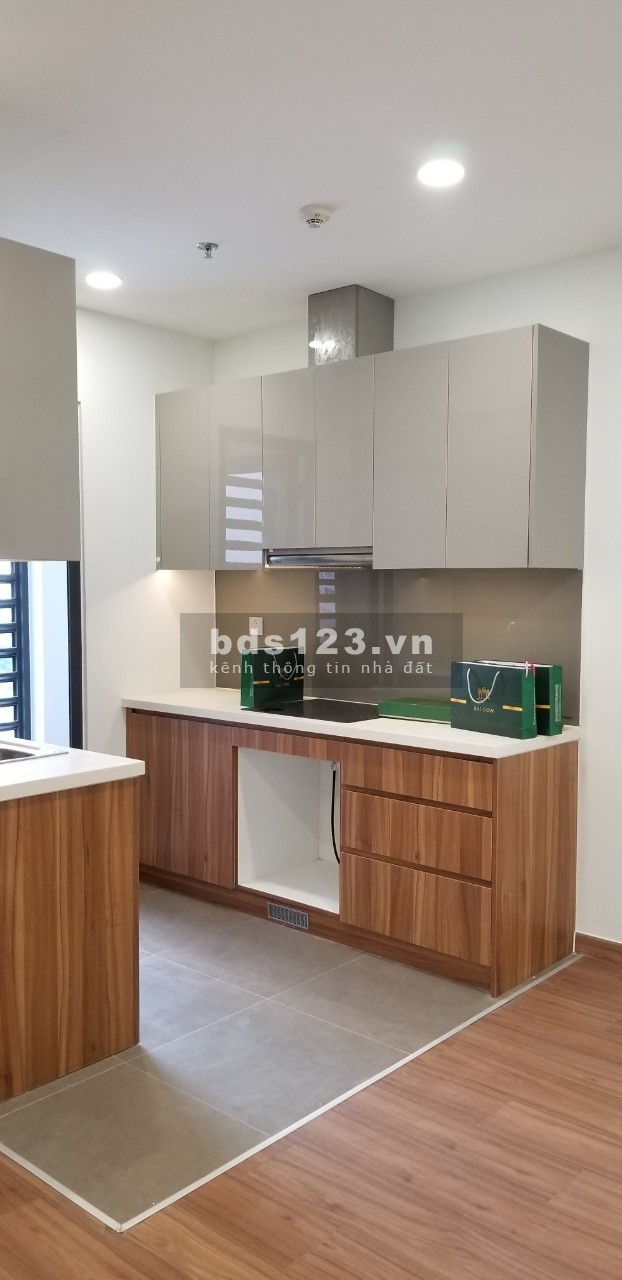 Cần bán nhanh căn 2pn 2wc Eco Green Quận 7 giá 4.6 tỷ bao hết lh 0933626238