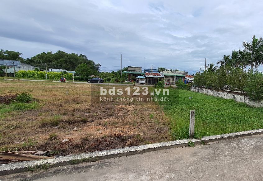 Bán đất gần Khu Công Nghiệp Linh Trung 3 diện tích 80m2 thổ cư