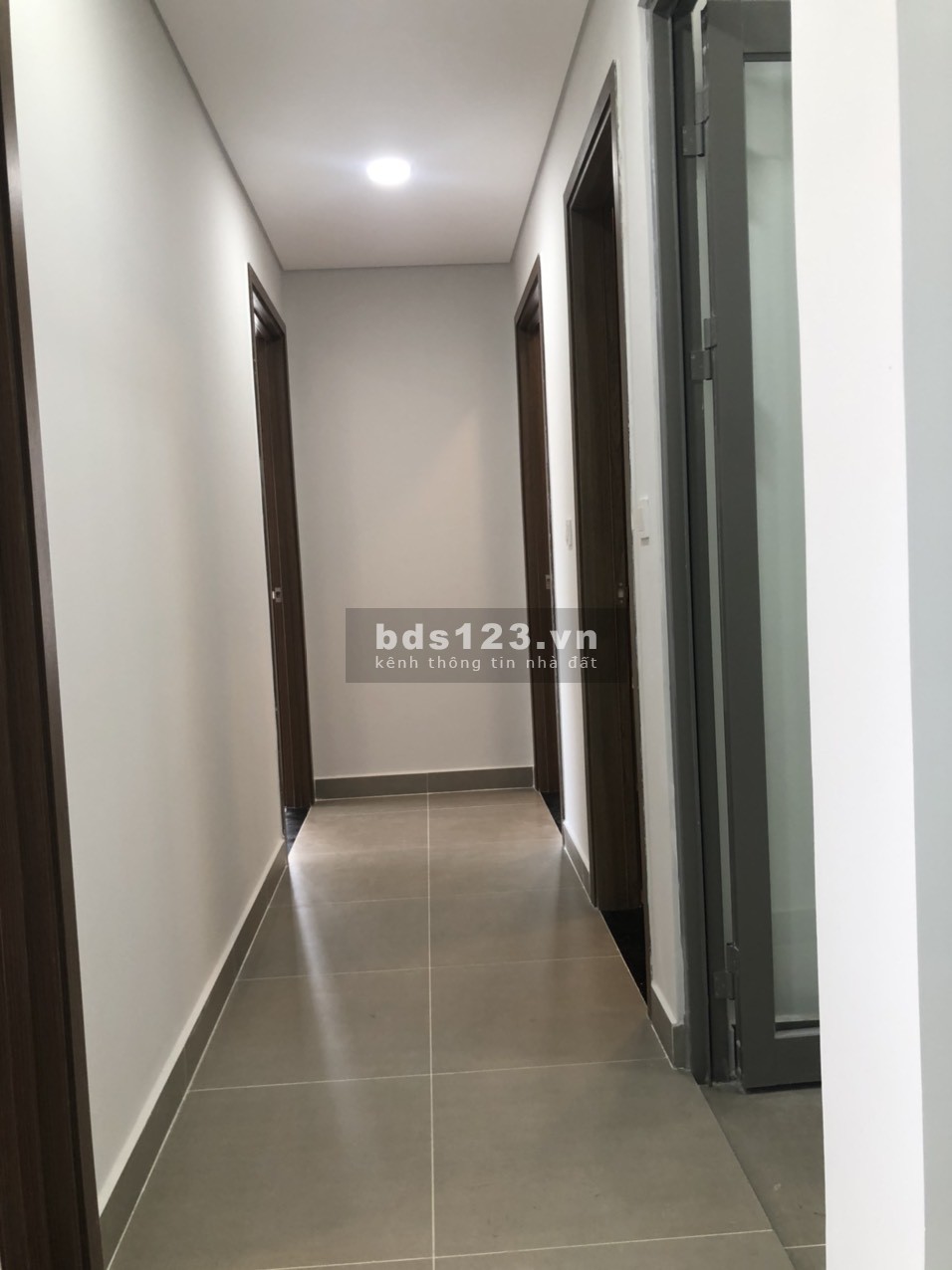 Bán nhanh căn 90m2 River Panorama Quận 7 view sông giá chỉ 3,6 tỷ full thuế phí