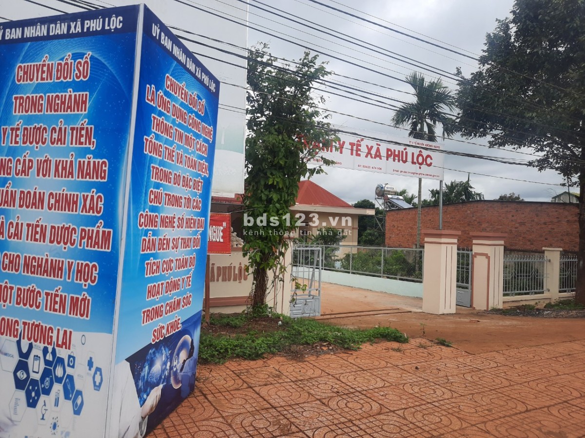 Diện tích 260m2 sổ đỏ full thổ cư ngay trung tâm mới Krông…