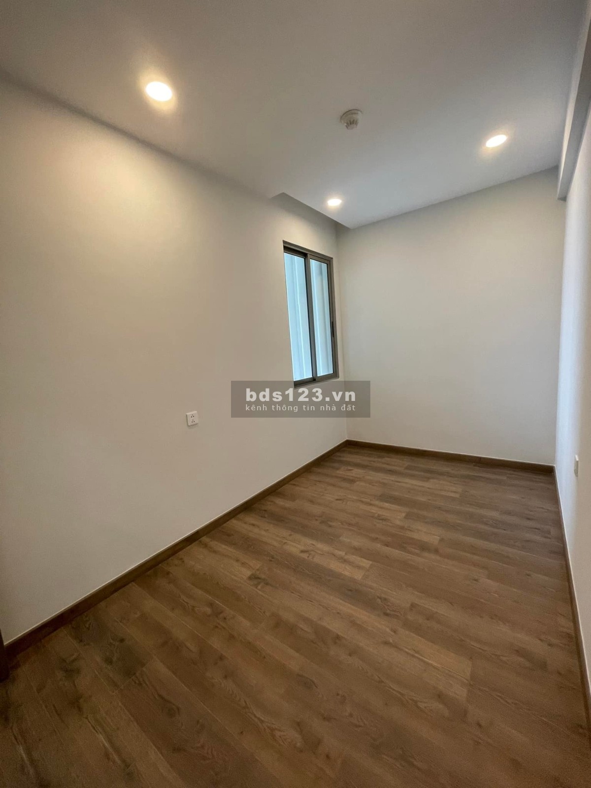Bán Căn Hộ Sky 89 2 PN DT 72m² view sông giá chỉ 3,1 tỷ bao hết phí