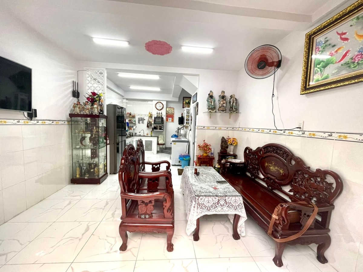 Bán nhà hẻm đường số 1, phuồng An Lạc A, gần công viên Phú Lâm, 5 tầng nhỉnh gí 5 tỷ đồng