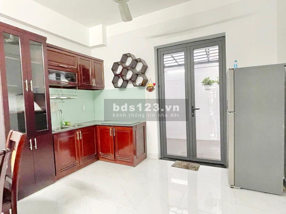 Bán nhà hẻm số 459, Hương lộ 2, nhà xây 1 trệt + 4 lầu, Sổ vuông vức, nhỉnh giá 5 tỷ đồng