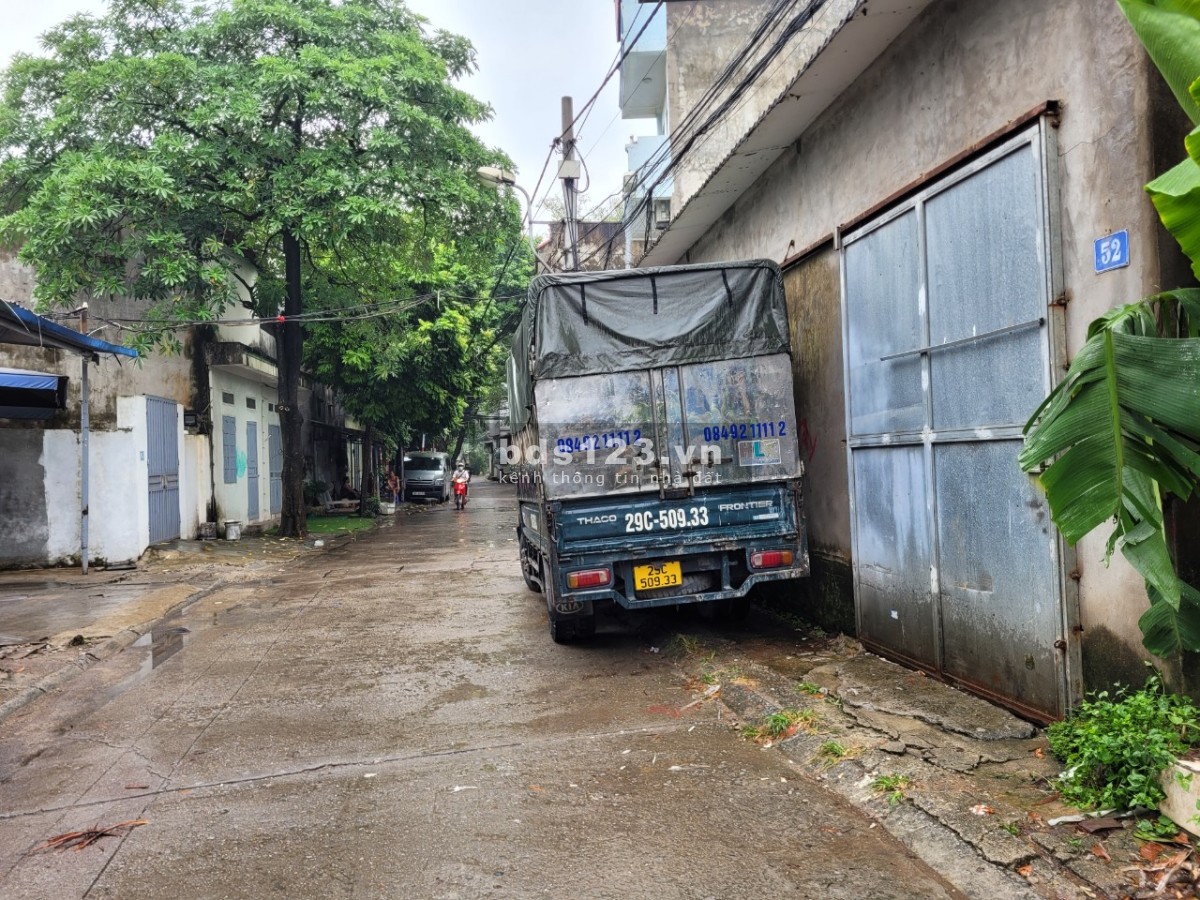 Chính chủ cho thuê diện tích 120m2 thông sàn /chân cầu Thanh Trì
