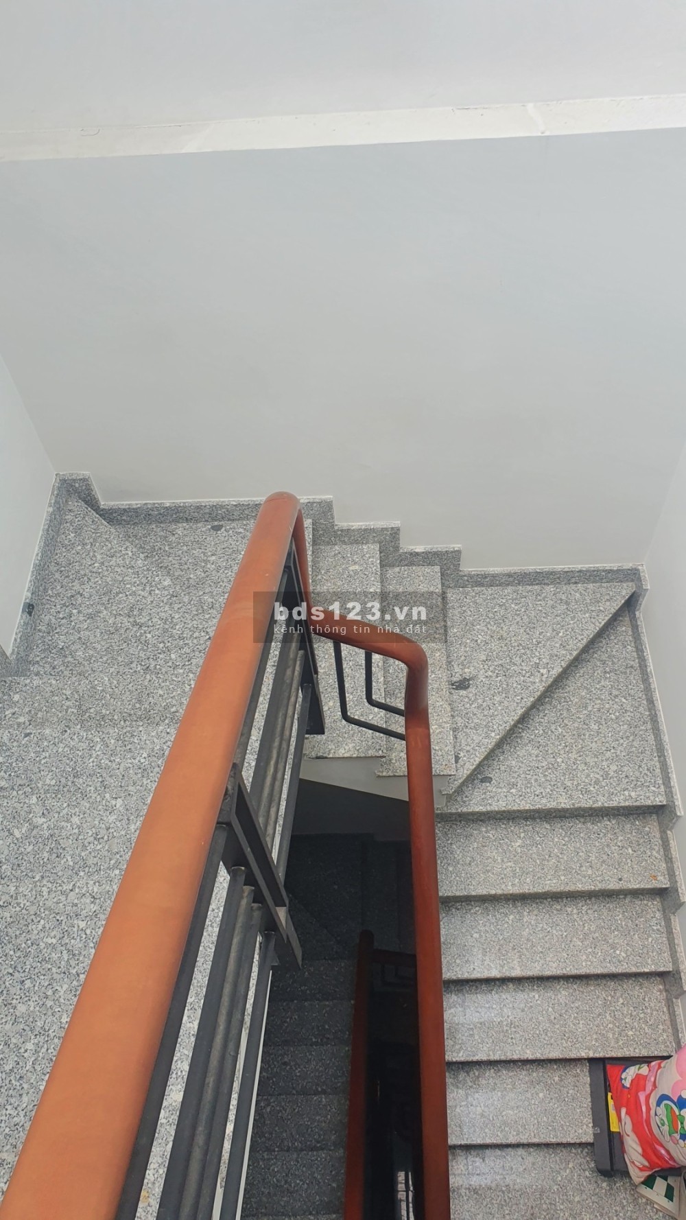 Bán nhà hẻm xe hơi 6m đường Cách Mạng Tháng 8, Quận 10, 4 tầng giá nhỉnh 7 tỷ đồng