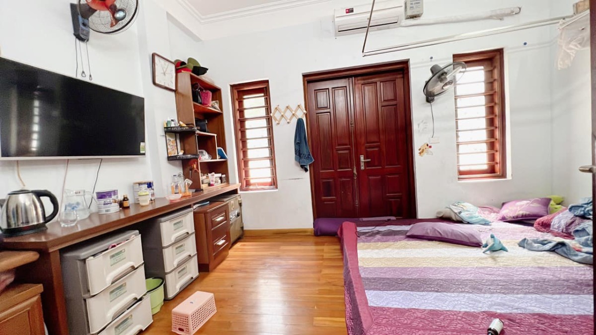 Bán nhà riêng Ngô Thì Nhậm DT 48m² x 5 tầng, MT 4,7m, ngõ 3m ô tô đỗ giá 3,6 tỷ đồng