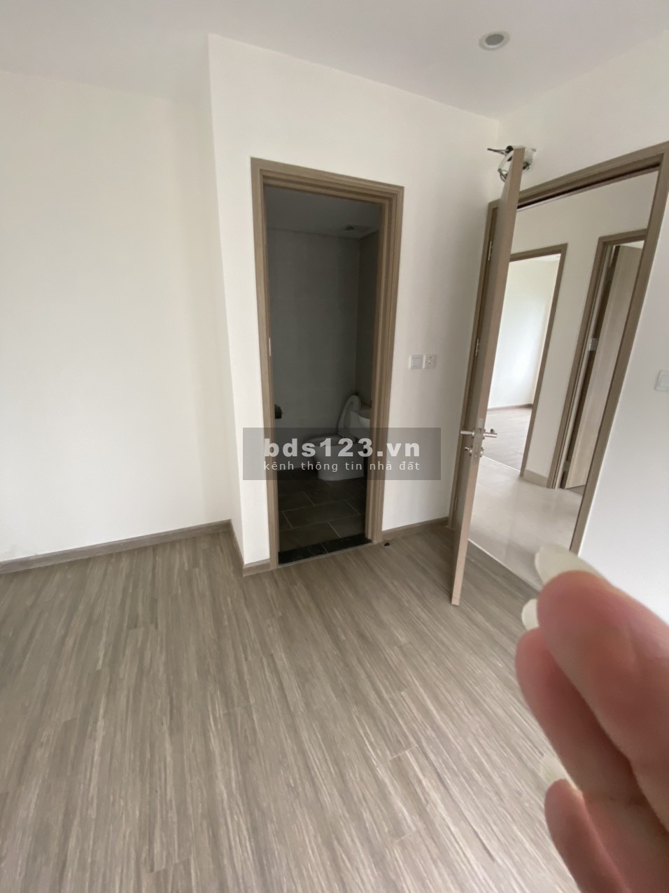 Siêu phẩm 3PN, 2VS view đẹp, giá tốt - 2.29 tỷ Vinhomes Ocean Park LH: 0965 479 380