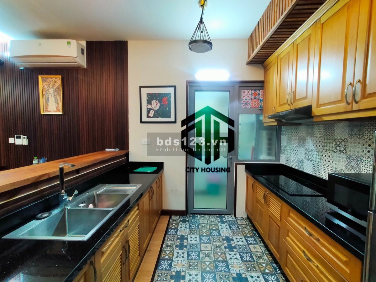 Cho thuê căn hộ Palm Heights 3PN GIÁ SIÊU TỐT. LH em Kiều 092 423 9630.