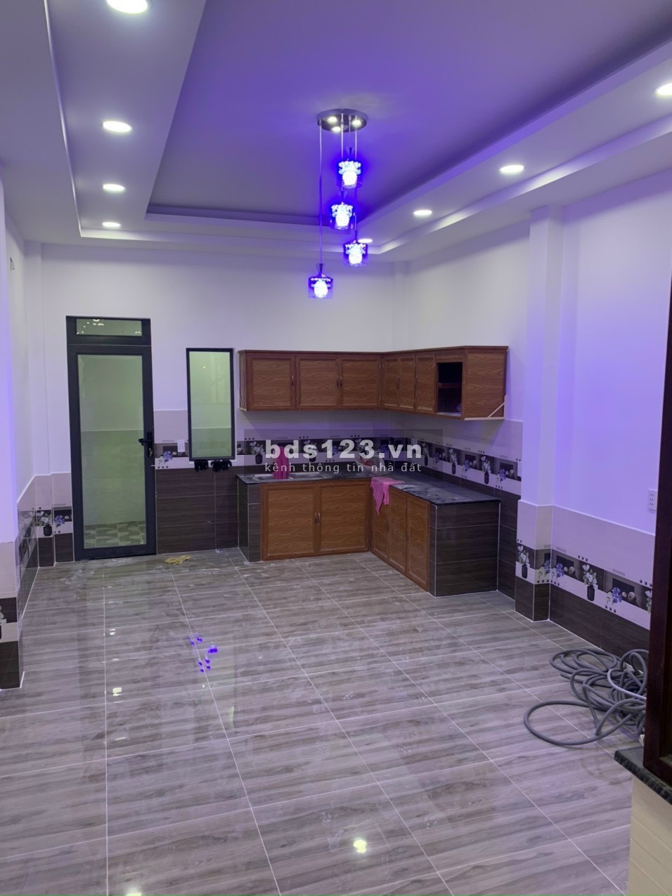 Bán nhà đẹp lung linh, lấp lánh, thiết kế hiện đại đáp ứng như cầu cho mỗi gia đình