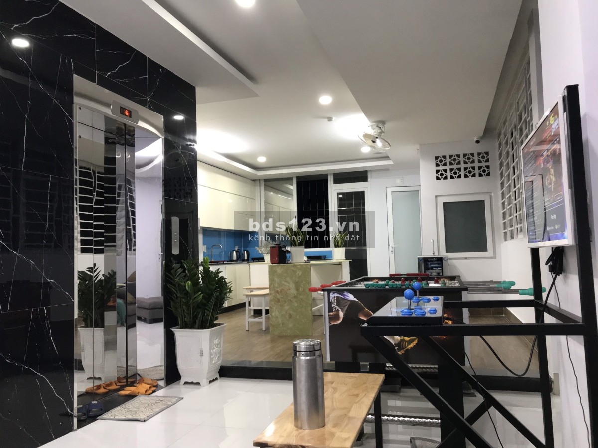 Phòng trọ ở ghép Giờ Giấc Tự Do, Bãi xe tại nhà khu an ninh