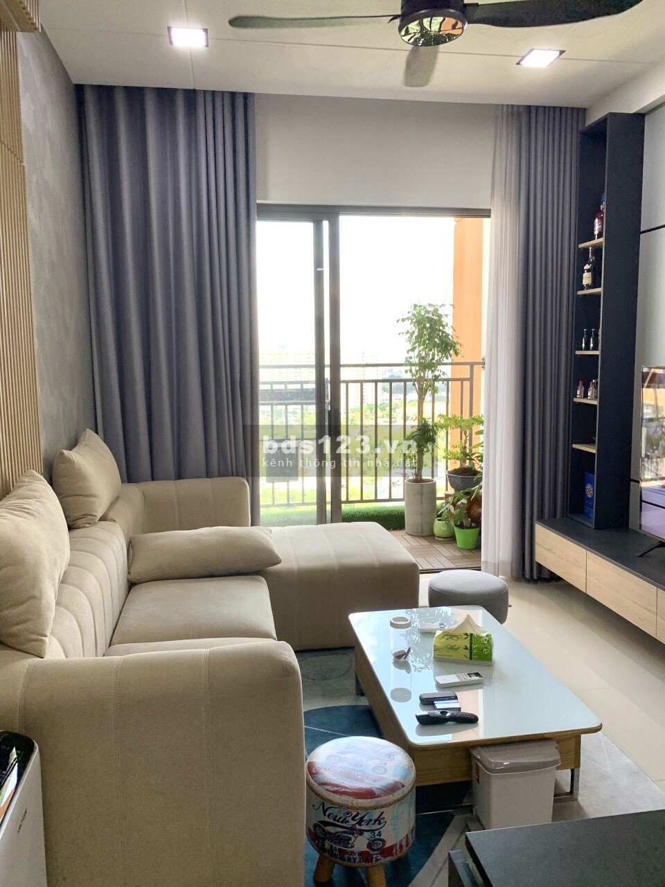 Căn 2pn Có View L81 Đẹp Nhất Tại The Sun Avenue Chỉ 4 tỷ 3.Gọi em ngay xem nhà trực tiếp