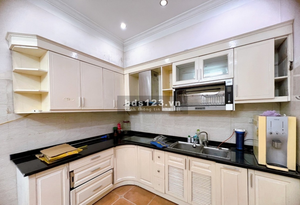 Bán nhà Kim Ngưu, DT 45m² x 4 tầng MT 5m giá chỉ 7 tỷ Hai Bà Trưng 0947913839