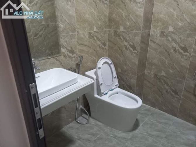 Bán nhà HXH đường CMT8, phường 5, quận Tân Bình, DT 40m² giá mềm chỉ 3,8 tỷ đồng