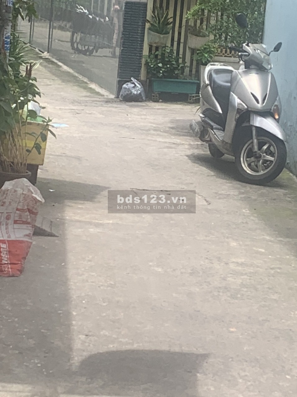 Bán nhà hẻm ba gác 23/1 Nguyễn Văn Yến Tân Phú nhà cấp 4 mua ở ngay