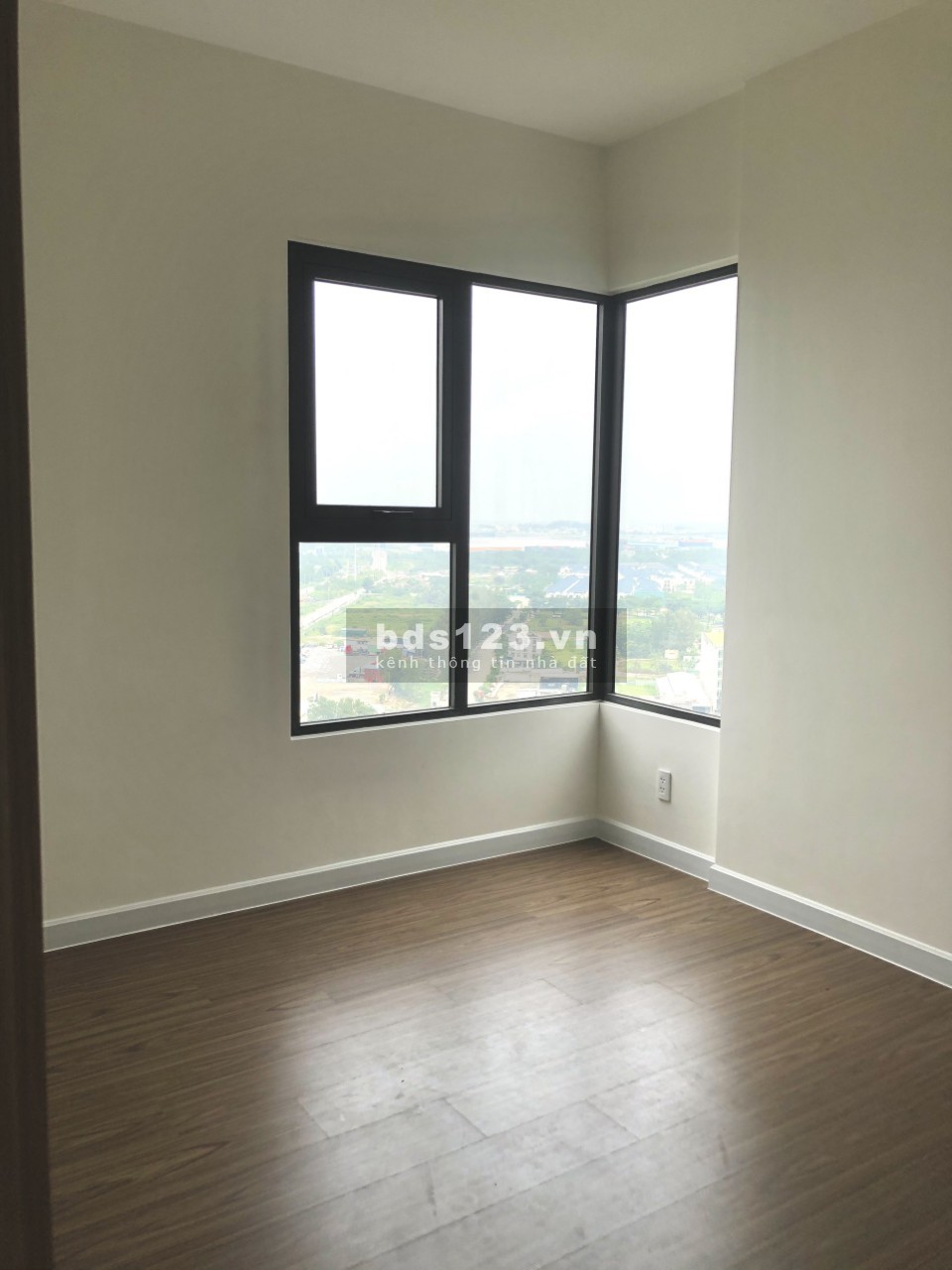 Giá bán không thể tốt hơn chỉ 2,35 tỷ cho căn 2PN/2WC 68m2, hướng mát