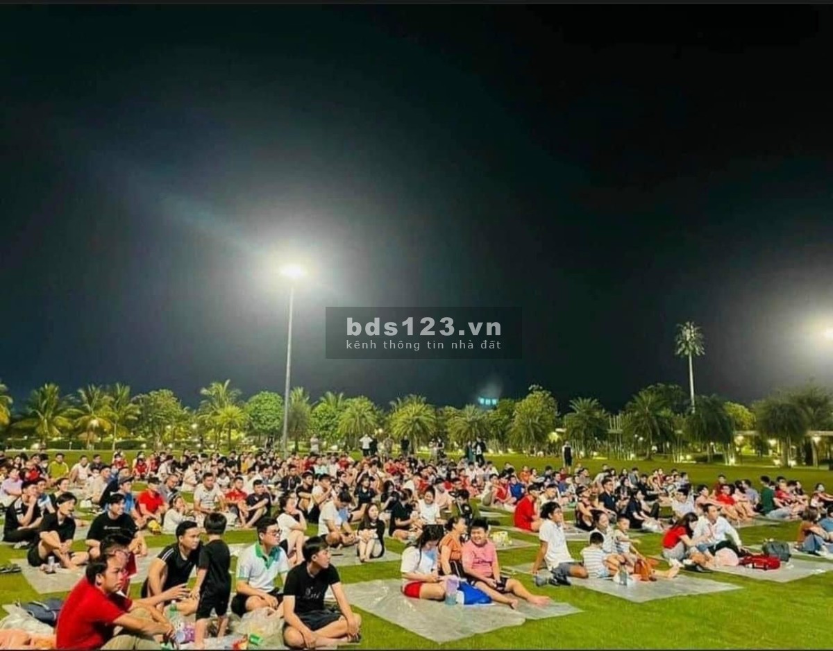 Chính chủ gửi bán căn hộ 2PN+ thiết kế đầy đủ nội thất S305 tầng 09 view công viên