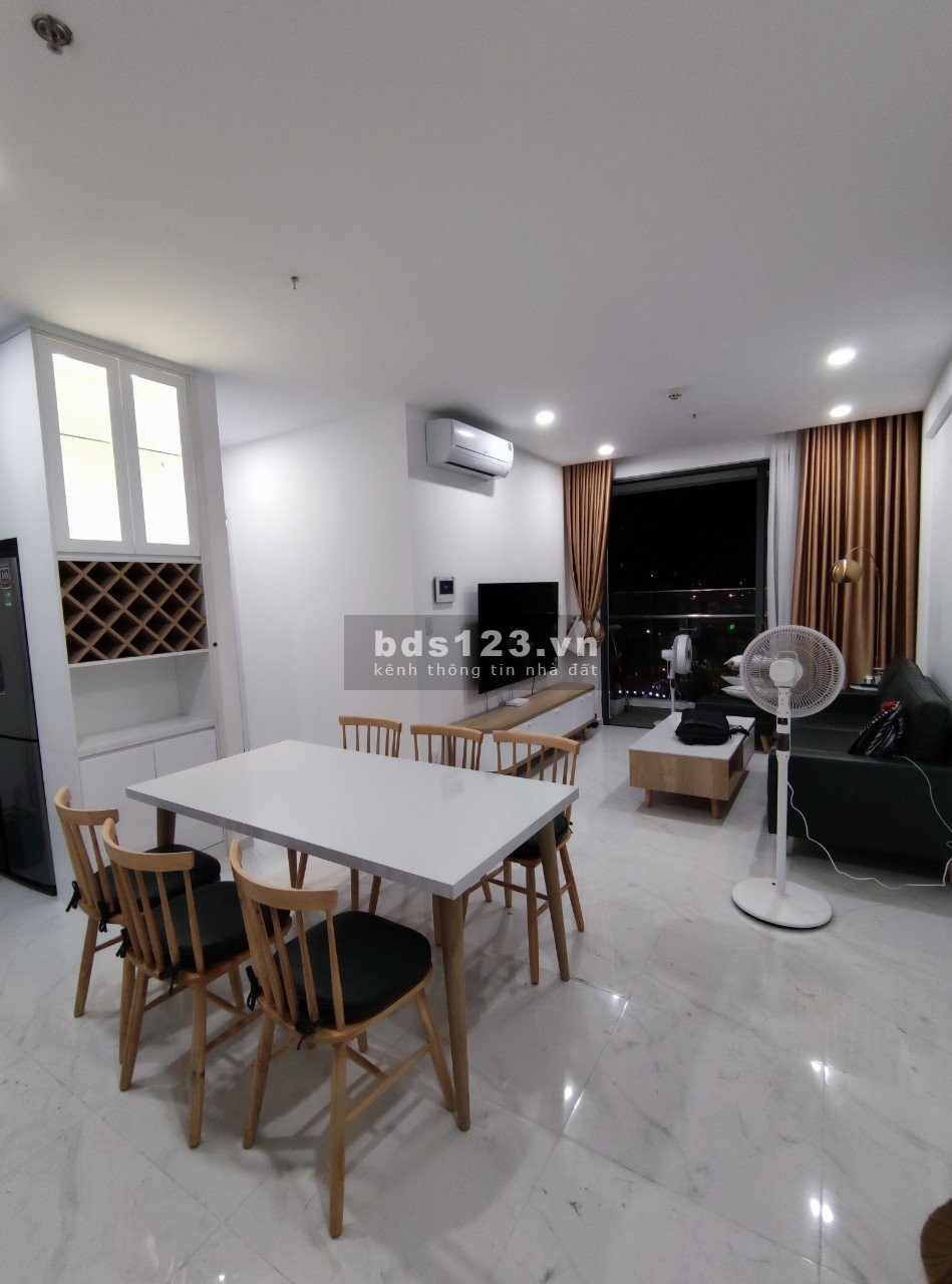 Cho thuê căn hộ 2 phòng ngủ xinh xắn, mới 100% tại Precia giá tốt