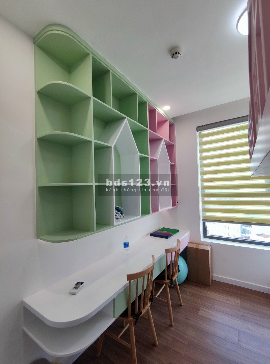 Cho thuê căn hộ 2 phòng ngủ xinh xắn, mới 100% tại Precia giá tốt