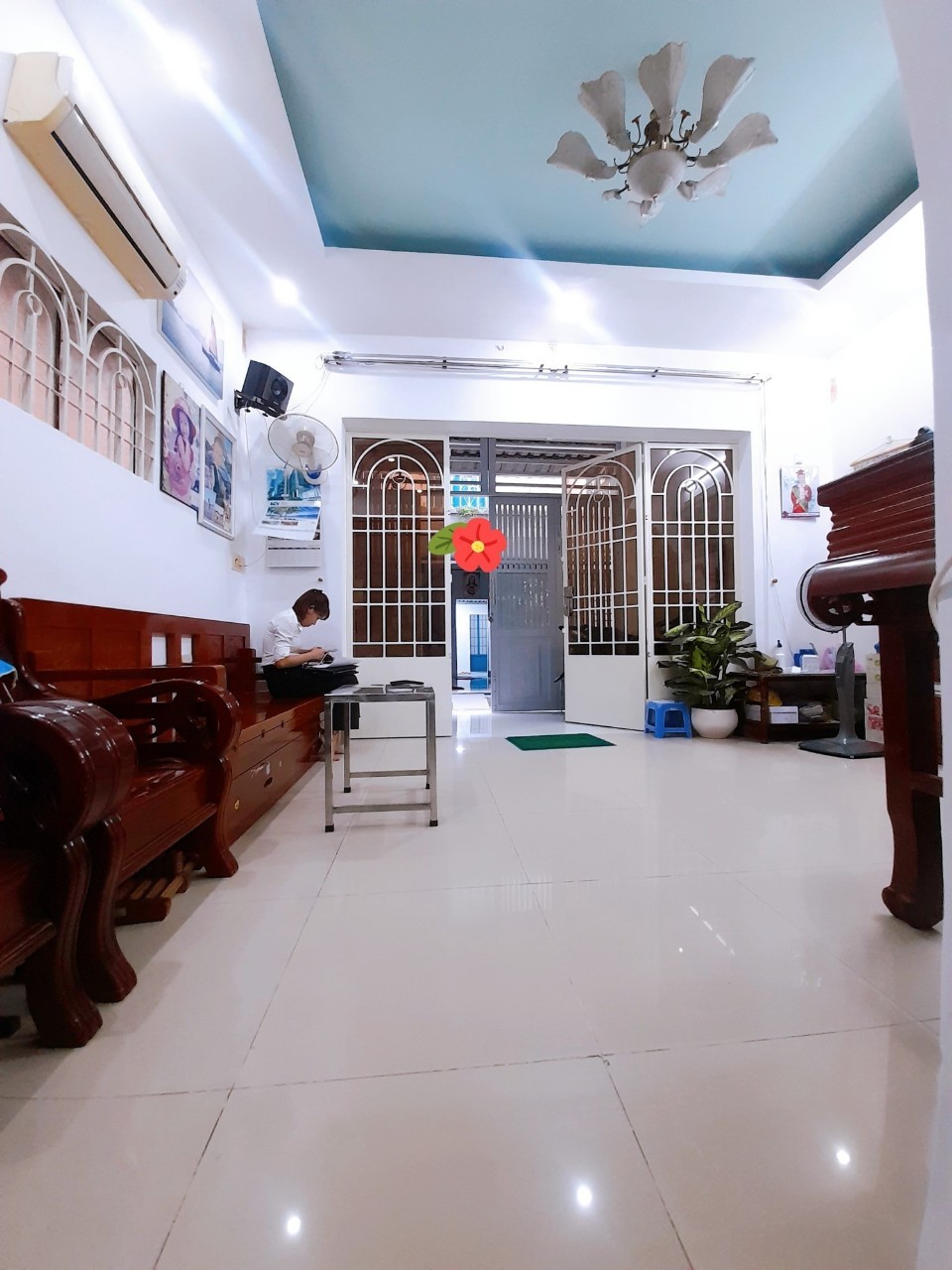 Bán nhà riêng phường 3, quận Gò Vấp, hẻm thông 3m, lô góc khu dân cư đông đúc