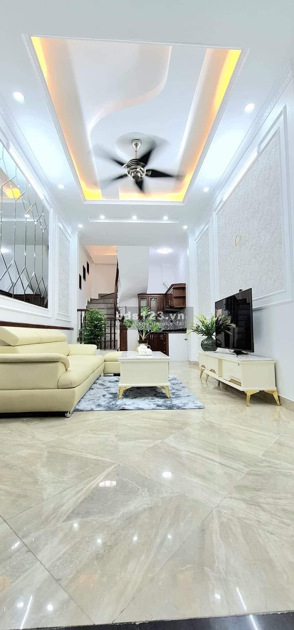 Siêu phẩm nhà đẹp tại phố Trương Định liên hệ 0362686472