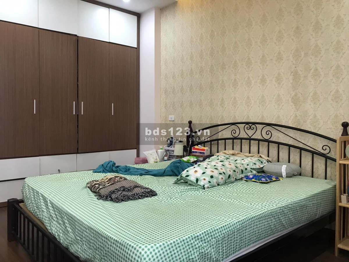 Bán nhà mặt phố Nguyễn Văn Trỗi, quận Hà Đông khu KD tốt, DT 32m² x 3 tầng, chỉ hơn 4 tỷ