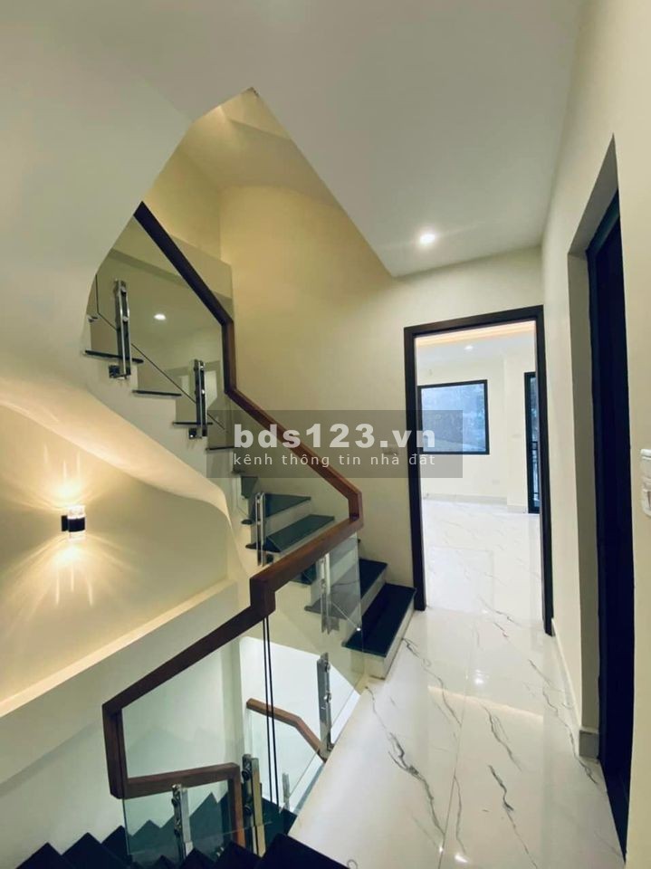 SIÊU PHẨM NHÀ ĐẸP PL Bùi Xương Trạch, ô tô đỗ DT 36m² x 6 tầng giá 4,8 tỷ đồng