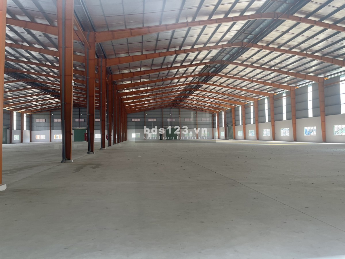 Cho thuê kho xưởng dtsd 2900m² - 6270m² ngay KCN Tân Đức, Đức Hòa, Long An