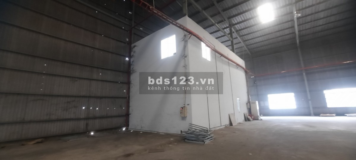 Cho Thuê kho xưởng diện tích 3500m2 trong KCN Xuyên Á, Đức Hòa, Long An