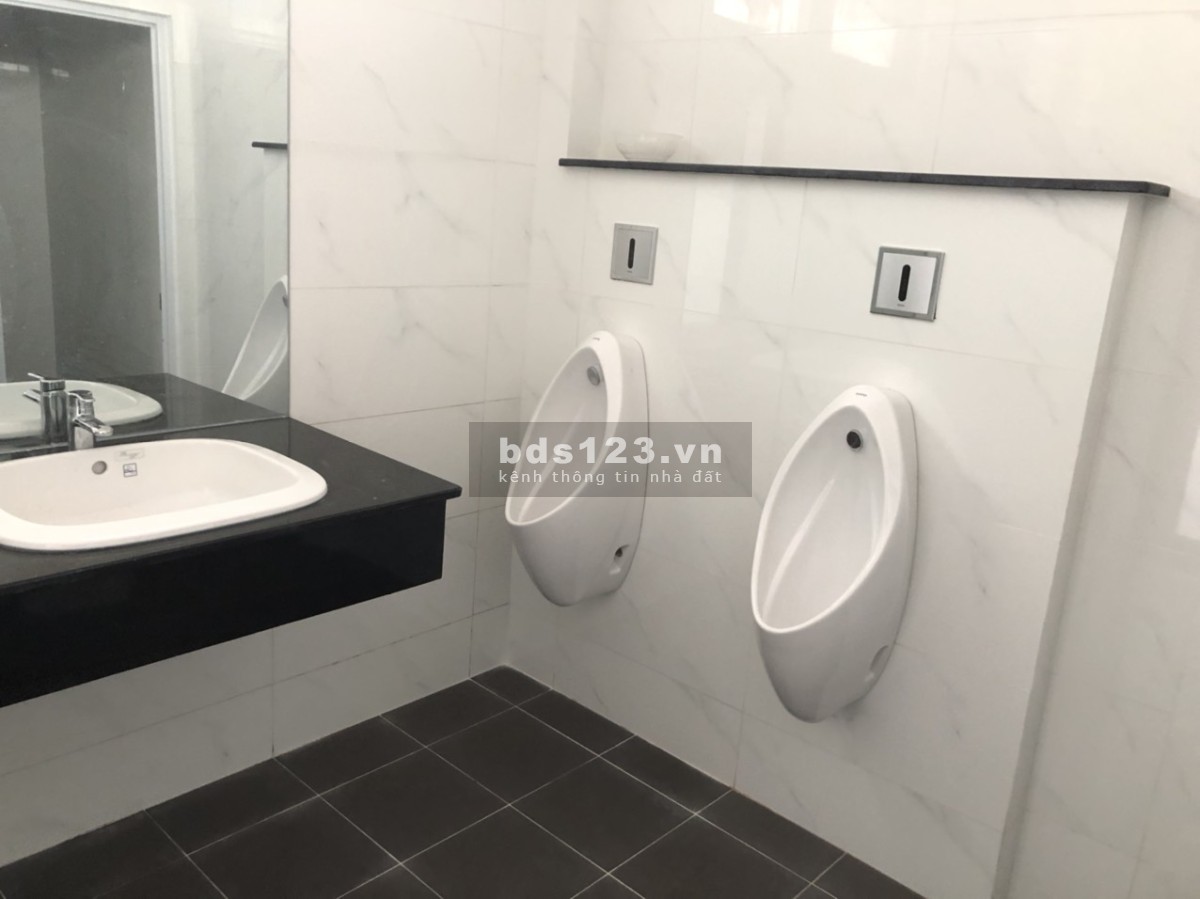 Bán kho xưởng khu công nghiệp Tân Đô, Đức Hoà, Long An, DT 3000m2