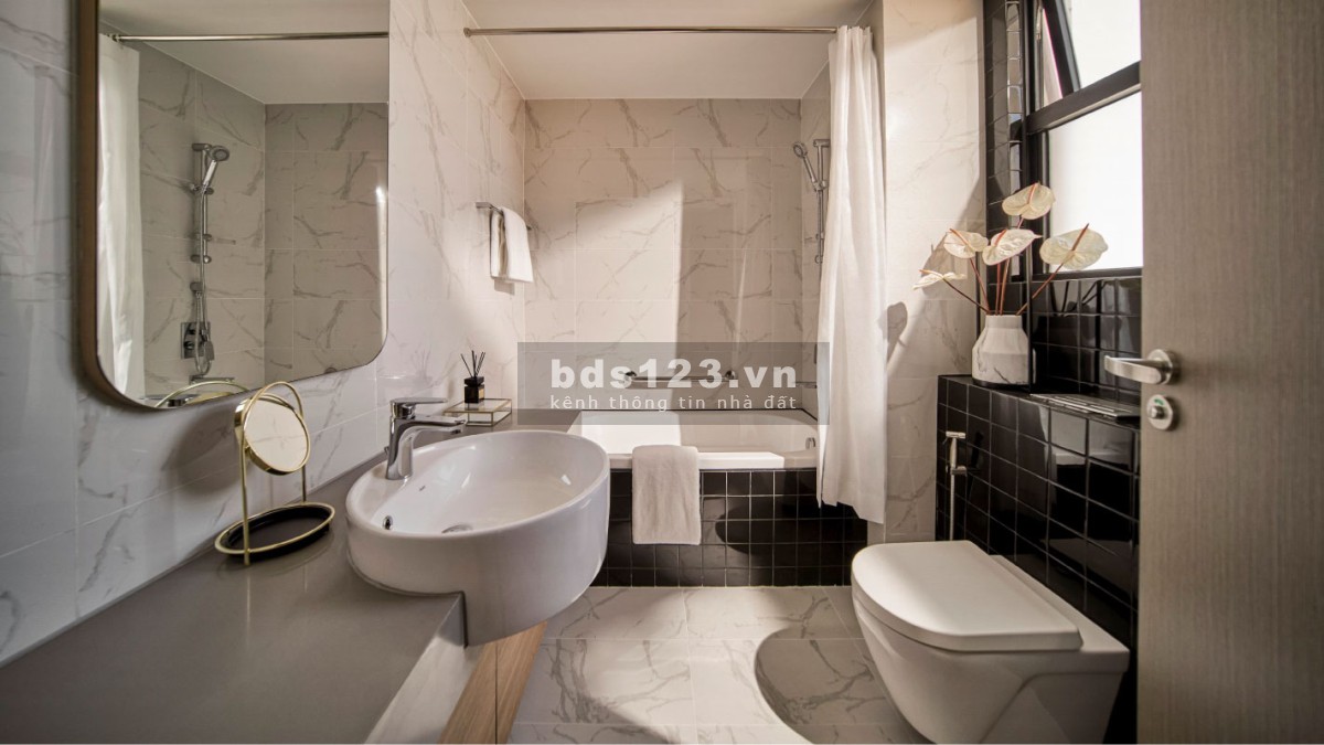 Bán gấp căn hộ 2 phòng ngủ, ở trung tâm Quận 1 ưu đãi giá tốt