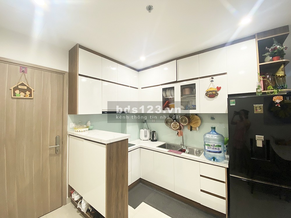 Cần bán căn hộ 2PN đầy đủ nội thất view Landmark 81 có thể xem pháo hoa