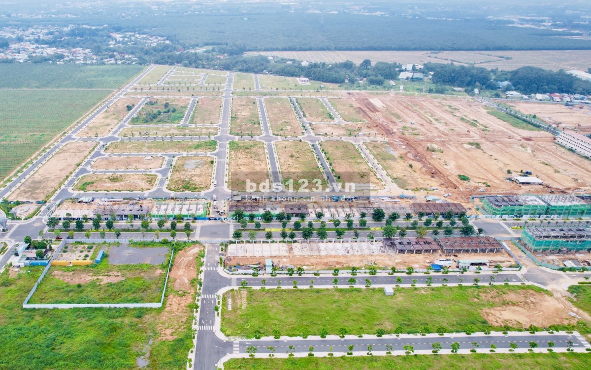 Đất nền tự xây 5x20m, đường 16m của dự án Gem Sky World liền kề sân bay Long Thành.