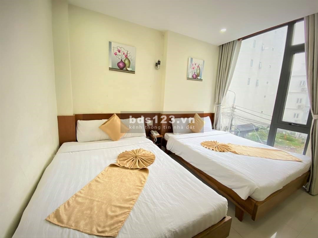 Cần bán khách sạn mini gần biển Mỹ Khê đầy đủ tiện nghi