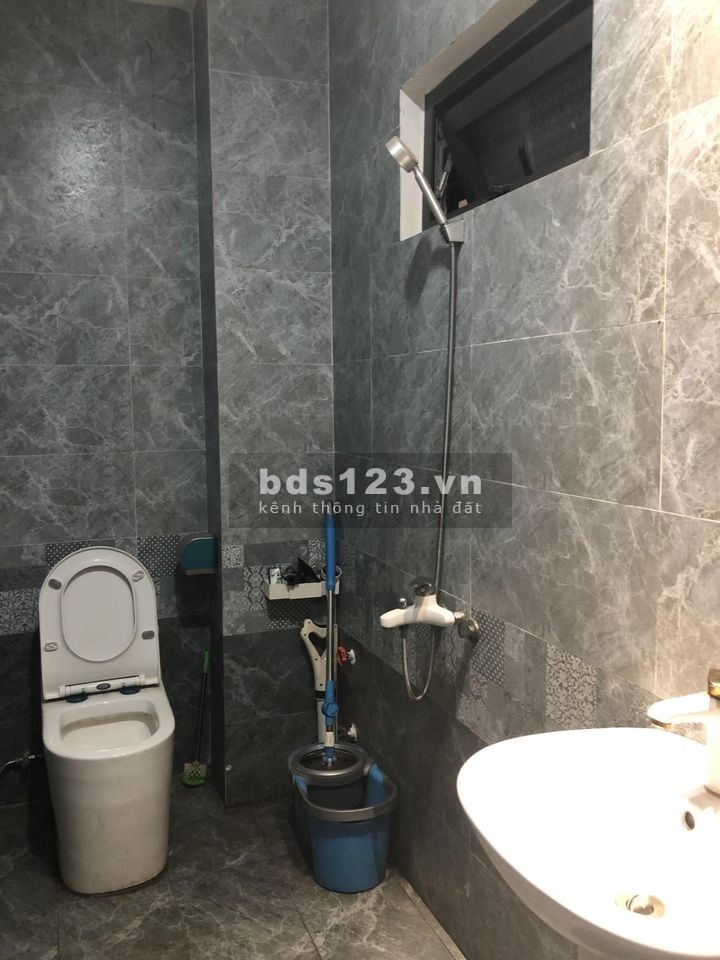 Bán nhà mặt tiền Lâm Nhĩ DTSD 90m² đầy đủ nội thất gỗ sang trọng giá chỉ 5,2 tỷ đồng
