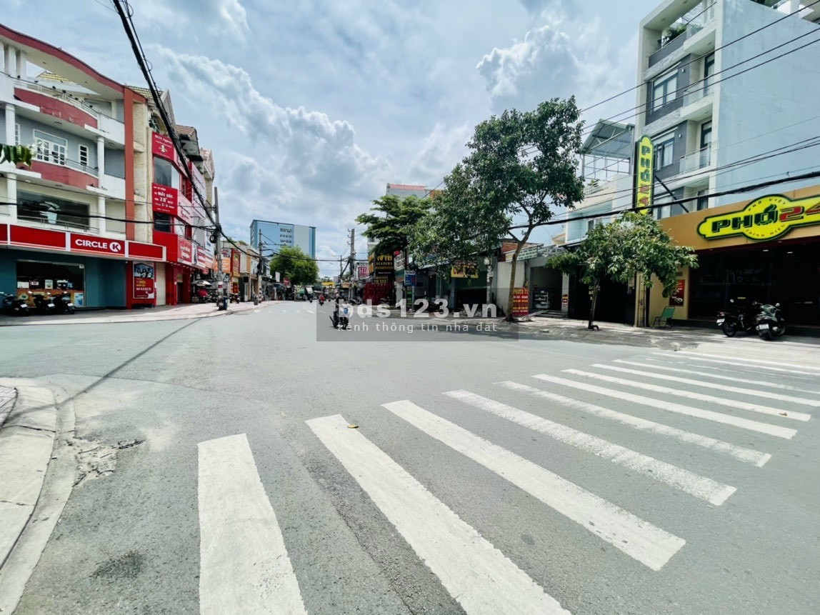 Nhà 1T3L sân thượng, kinhdoanh sầm uất, Mặt tiền Hoàng Diệu 2, Thủ Đức, DTS 580m2 giá siêu tốt