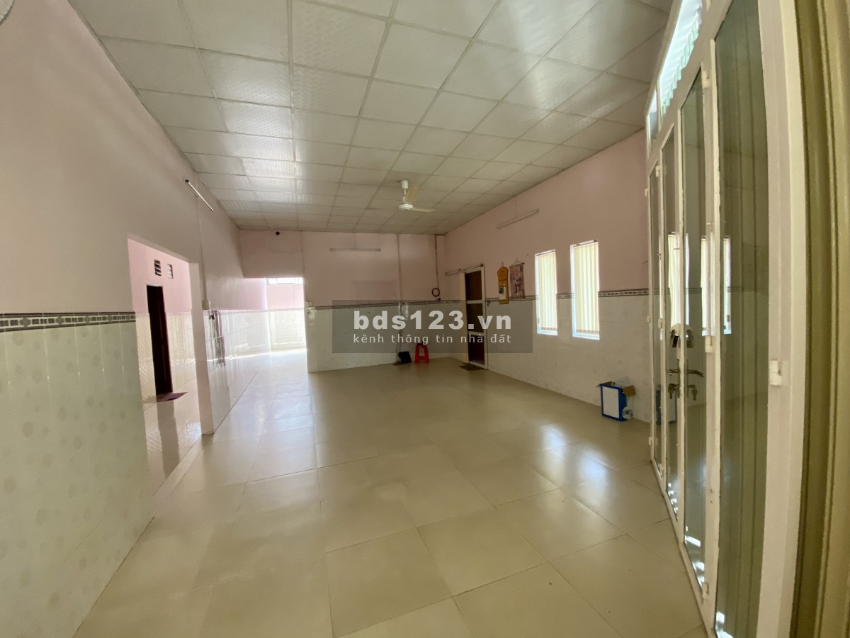 Cho thuê 2 căn góc 2 mặt tiền liền kề, xe tải đậu đỗ thoải mái giá tốt