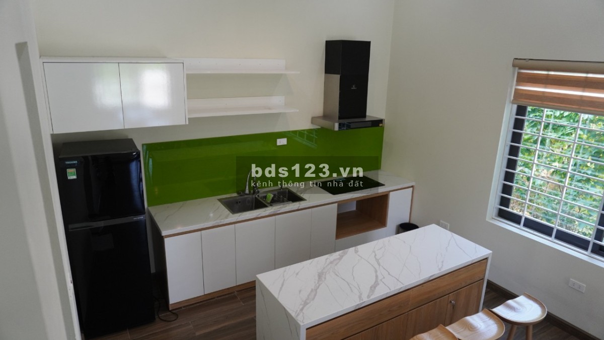 Bán căn biệt thự 3 phòng ngủ đã hoàn thiện trong khu Resort Rose Villas Hòa Bình - Giá 3,9 tỷ