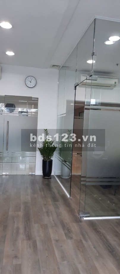 Cho thuê VP 40m2 tầng 3 tại The Prince Nguyễn Văn Trỗi Phú Nhuận