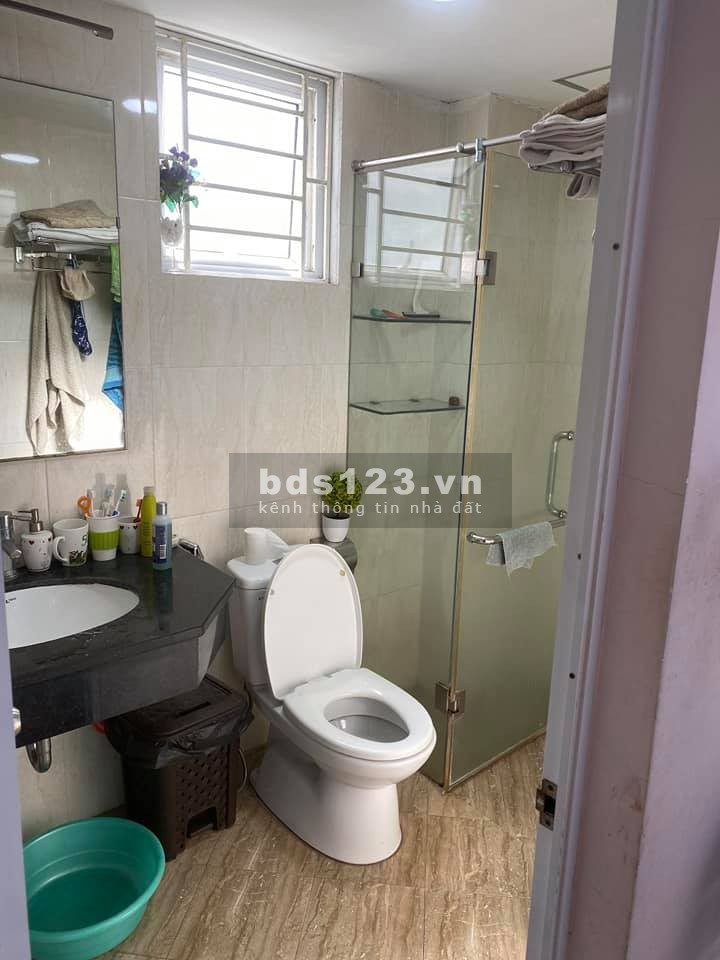 Cần bán nhà cấp 4 Thạch Bàn diện tích 50m² mặt tiền 5,1m giá 3,15 tỷ đồng