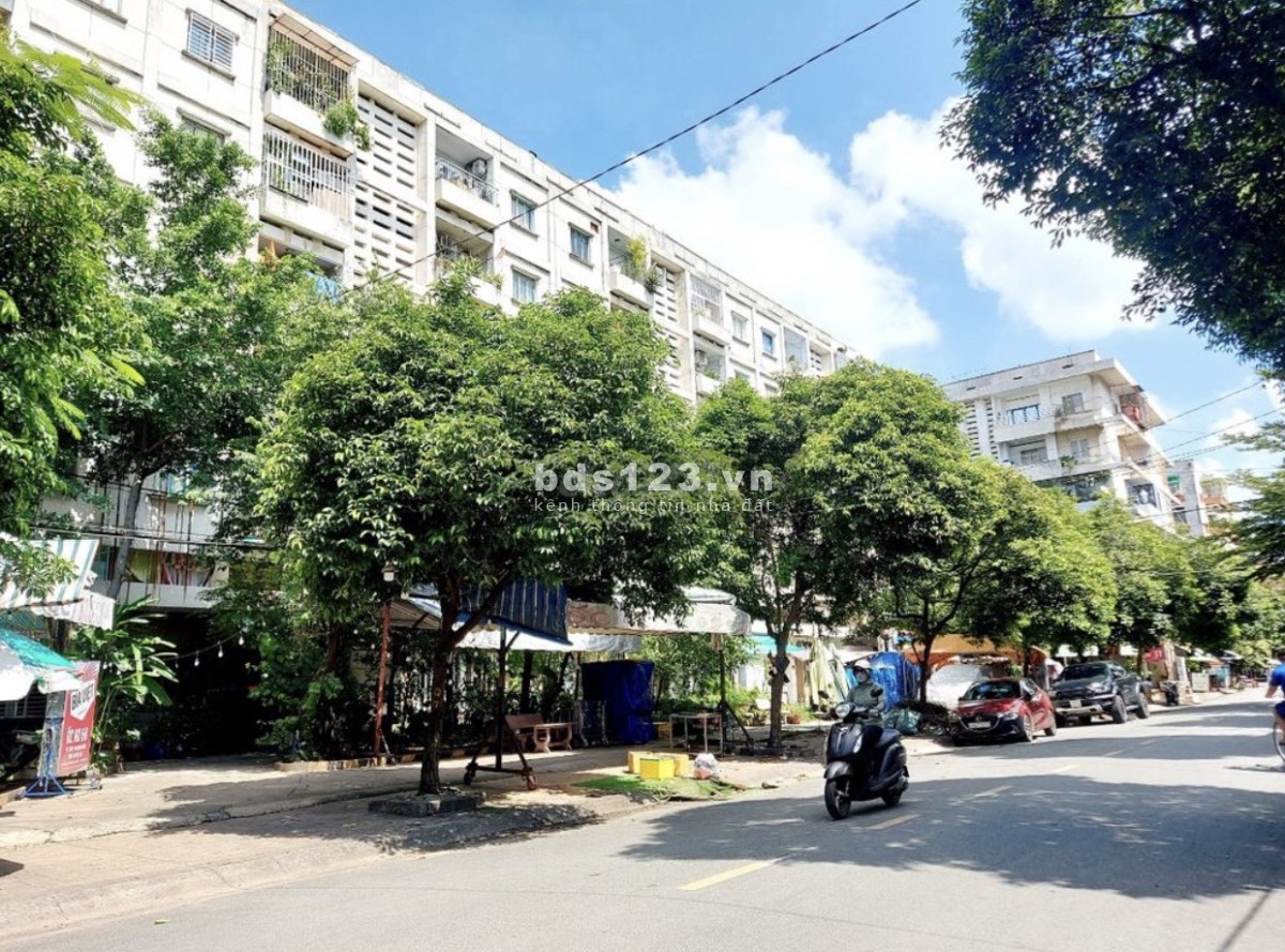 Bán căn hộ chung cư Nhiêu Lộc C Tân Phú 60m2 liên hệ 0937242415