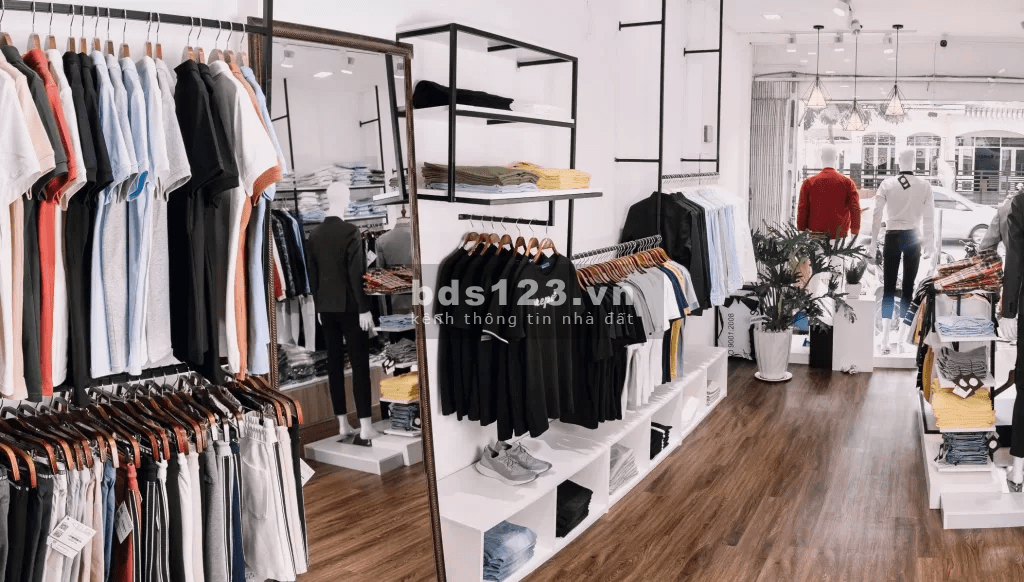 Bán nhà mặt phố Bạch Mai, Hai Bà Trưng, DT 145m² x 4 tầng lô góc 1 mặt phố 1 mặt ngõ