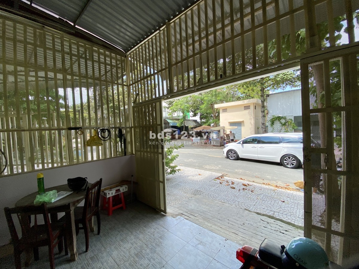 Cho thuê 2 căn góc 2 mặt tiền liền kề, xe tải đậu đỗ thoải mái giá tốt