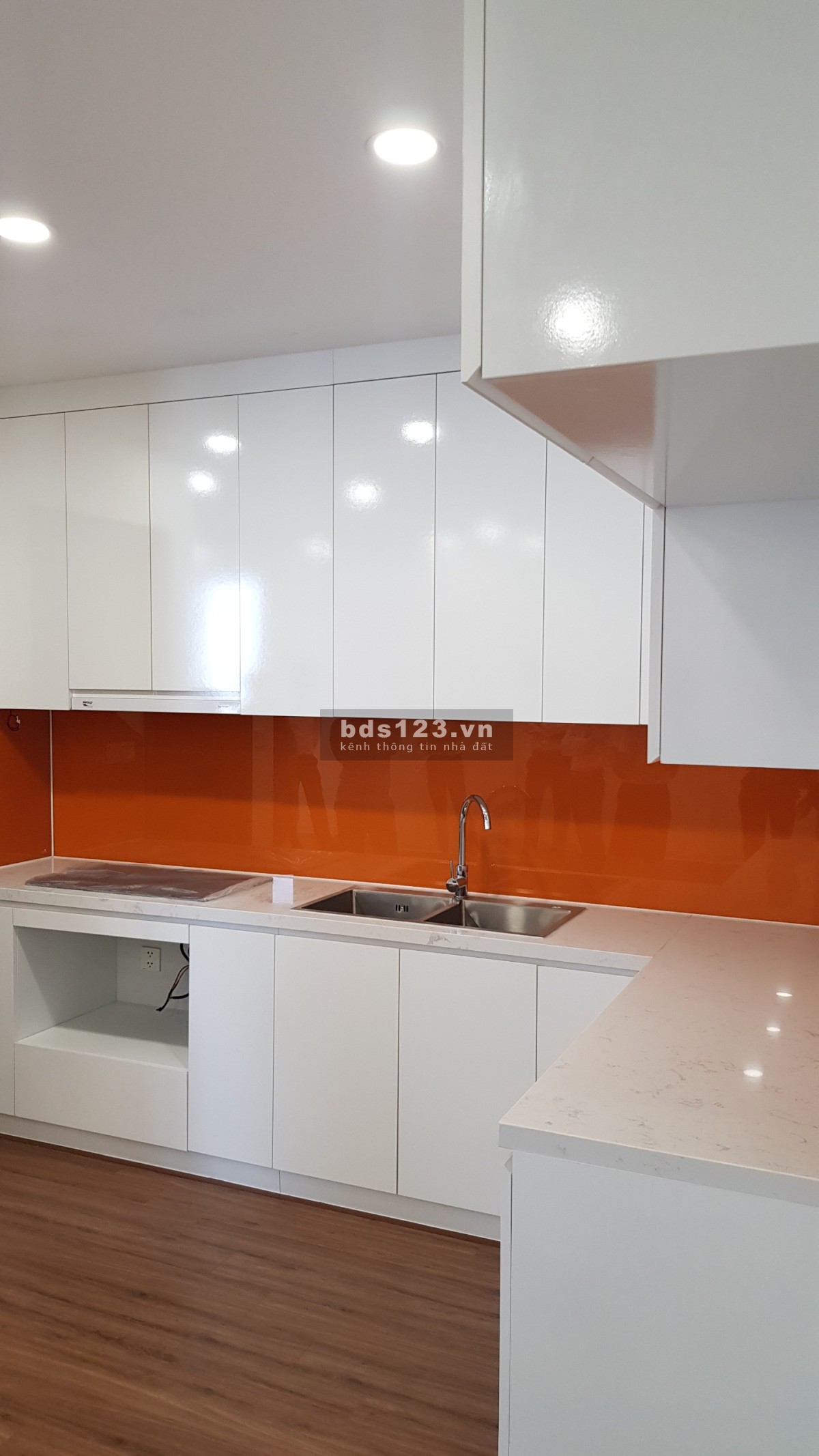 Mua chung cư cao cấp dt 85m2 chỉ với 2.1 tỷ tại chung cư eurowindow River Park