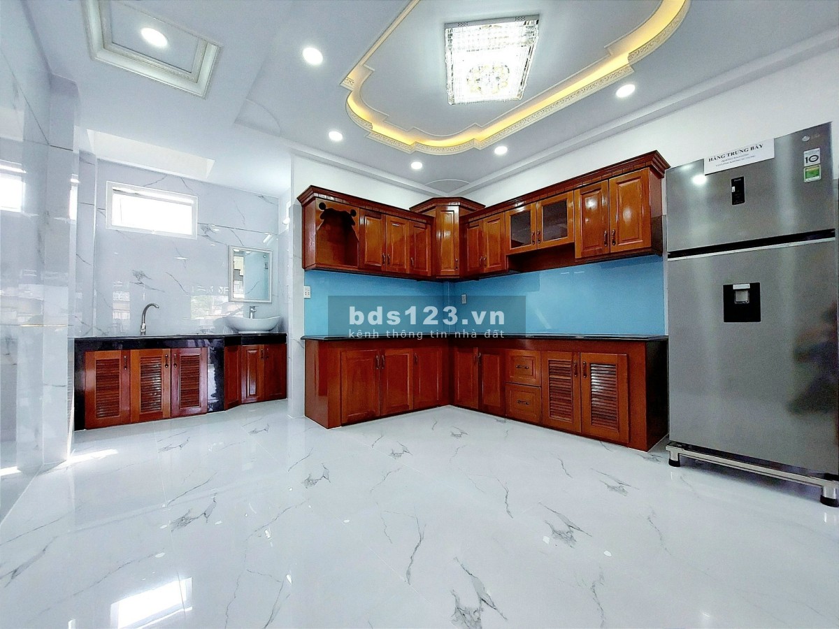Chính chủ cần bán gấp căn mặt tiền An Dương Vương 1 trệt 4 lầu giá 6 tỷ đồng